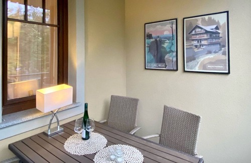 Polanica-Zdroj Apartment | Nice apartment for 4 guests with WIFI, TV, balcony, pets allowed, panoramic view and parking
