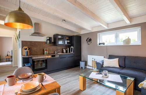 Osten Apartment | Nice apartment for 2 guests with WIFI, TV, terrace and parking