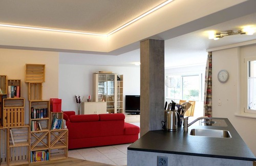 Spiez Apartment | Nice apartment for 2 people with WIFI, TV, balcony and parking