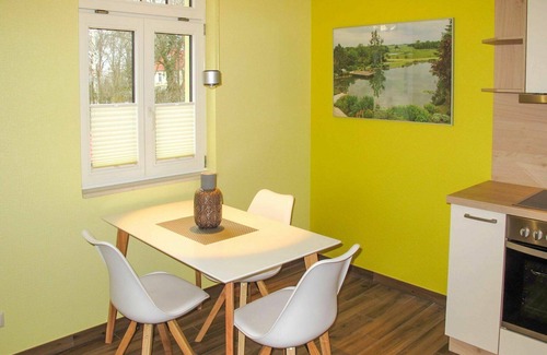 Splietsdorf Apartment | Nice apartment for 3 guests with WIFI, TV, balcony, pets allowed and parking