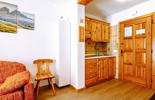 Alba Apartment | Nice apartment for 3 people with WIFI, TV and balcony