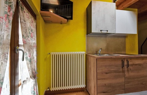 Prata Camportaccio Apartment | Nice apartment for 3 people with A/C, WIFI, TV, patio, pets allowed and parking