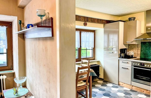 Oberthal Apartment | Nice apartment for 4 guests with WIFI, TV, pets allowed and parking