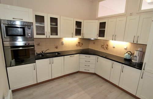 Broumov Apartment | Nice apartment for 4 guests with WIFI, TV and parking