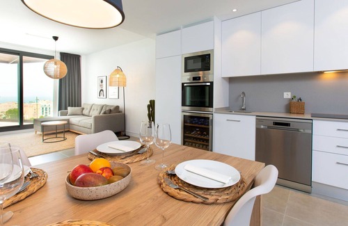 Los Llanos Apartment | Nice apartment for 4 guests with WIFI, pool, A/C, TV and patio