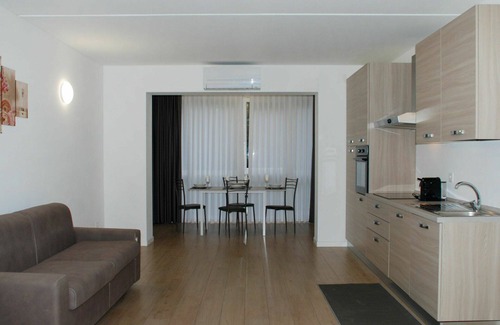 Bigogno Apartment | Nice apartment for 4 people with pool, WIFI, A/C, TV, panoramic view and parking