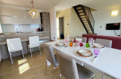 Aurogna Apartment | Nice apartment for 5 guests with WIFI, TV, terrace, pets allowed and parking
