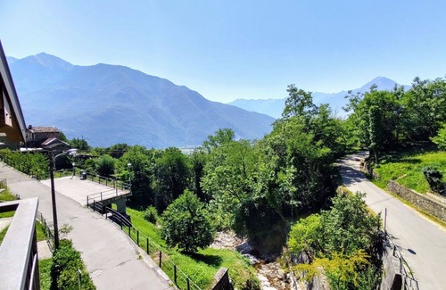 Sorico Apartment | Nice apartment for 5 guests with pool, WIFI, TV, balcony, pets allowed and parking