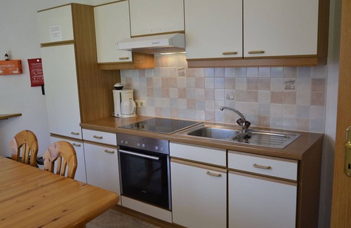 Kappl Apartment | Nice apartment for 5 guests with WIFI, TV, balcony and parking