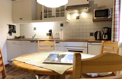 Gnesau Apartment | Nice apartment for 5 people with WIFI, hot tub, TV, patio and pets allowed