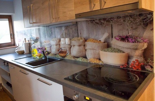 Lesce Apartment | Nice apartment for 5 people with A/C, pool, WIFI and TV