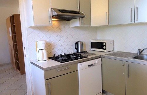 Aregno Apartment | Nice apartment for 6 people with WIFI, A/C, TV, terrace and parking
