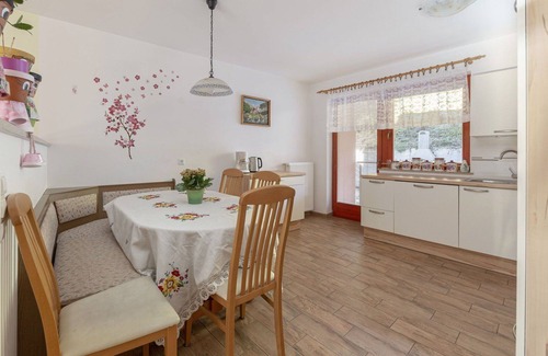 Ratece Apartment | Nice apartment for 6 guests with WIFI, TV, terrace and parking