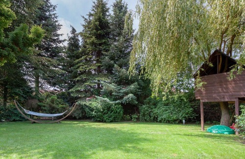 Sława Apartment | Nice apartment for 6 people with pool, WIFI, A/C, TV and parking