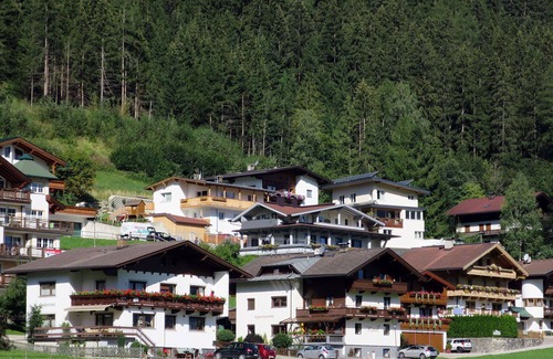 Hoarberg Apartment | Nice apartment for 8 guests with WIFI, TV and terrace