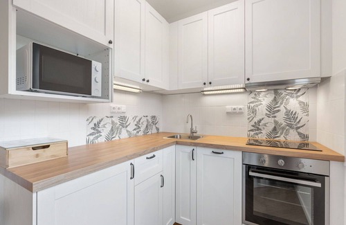 Hrensko Apartment | Nice apartment for 8 guests with WIFI, TV, patio, pets allowed and parking