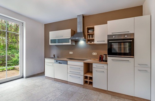 Klagenfurt am Woerthersee Apartment | Nice apartment for 5 guests with WIFI, terrace and parking