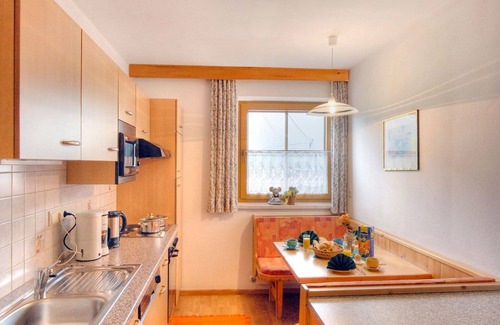 Rohrberg Apartment | Nice apartment for 4 people with WIFI, pool, TV, balcony and parking