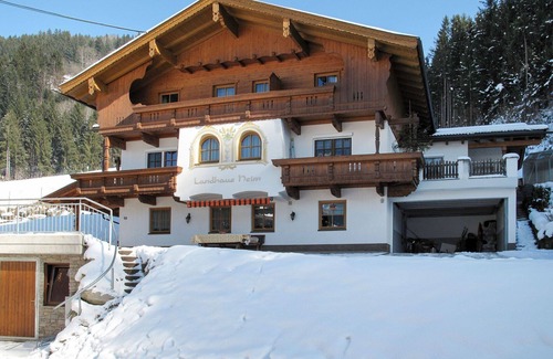 Rohrberg Apartment | Nice apartment for 4 people with WIFI, pool, TV, balcony and parking