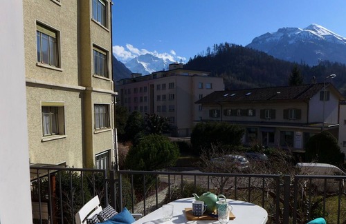 Central Interlaken Apartment | Nice apartment for 2 guests with WIFI, TV and balcony