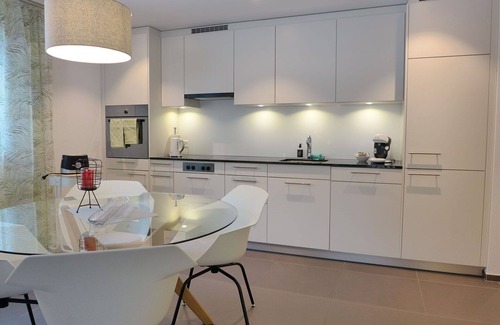 Blausee Apartment | Nice apartment for 4 people with WIFI, TV, terrace and panoramic view