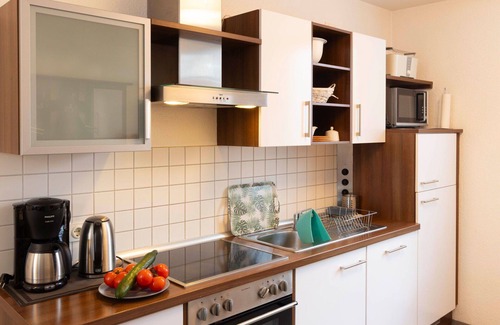 Lubmin Apartment | Nice apartment for 4 people with WIFI, TV, terrace, pets allowed and parking