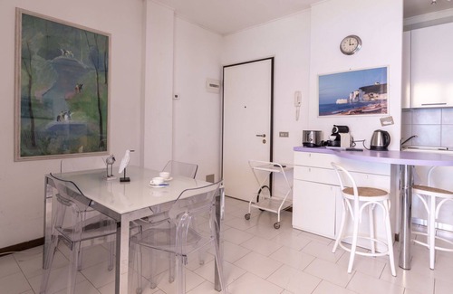 Ospedaletti Apartment | Nice apartment for 4 people with pool, WIFI, A/C, terrace, pets allowed and parking