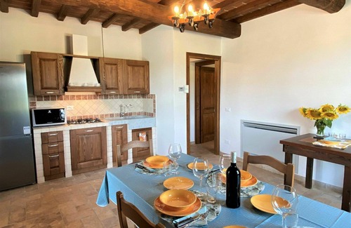 Guardistallo Apartment | Nice apartment for 5 guests with WIFI, pool, A/C, terrace and pets allowed