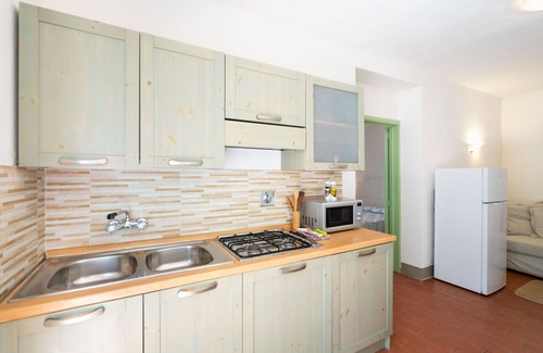 Montebonello Apartment | Nice apartment for 4 people with A/C, WIFI, pool, TV, pets allowed, panoramic view and parking