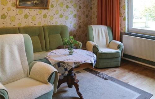 Alt Bukow Apartment | Nice Apartment In Alt Bukow Ot Teschow