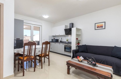 Barbariga Apartment | Nice apartment in Barbariga with WiFi