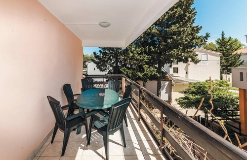 Bosana Apartment | Nice apartment in Bosana with WiFi
