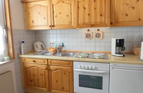 Steinbach-Hallenberg House | Nice apartment in villa for 4 people with WIFI, TV, patio and parking