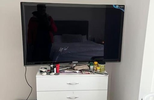 Docklands Apartment | Nice Apartment in East London