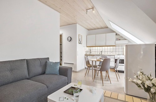 Gudhjem Apartment | Nice apartment in Gudhjem with WiFi