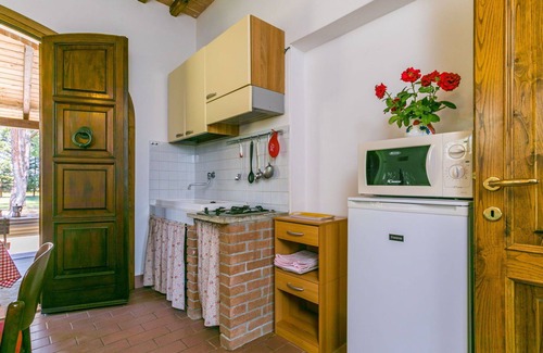Suvereto Villa | Nice apartment in villa for 4 guests with pool, A/C, WIFI and terrace
