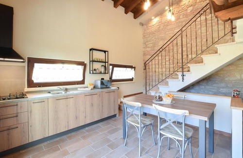 Velo Veronese Apartment | Nice apartment in Velo Veronese