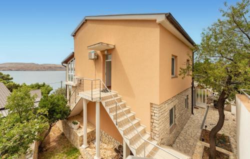 Karlobag Apartment | Nice Apartment In Karlobag With Wifi
