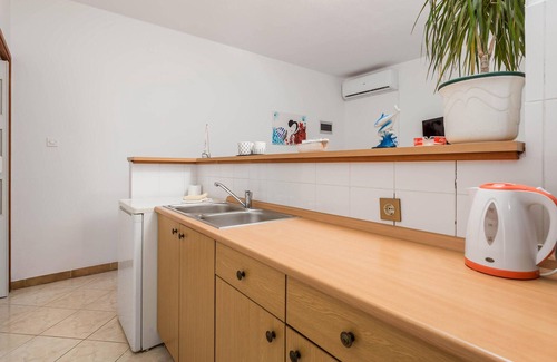 Opric Apartment | Nice apartment in Lovran with WiFi