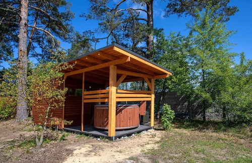 Czersk Apartment | Nice apartment in Ostrowite with sauna