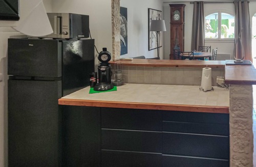 Murviel-les-Montpellier Apartment | Nice apartment in Pignan with WiFi