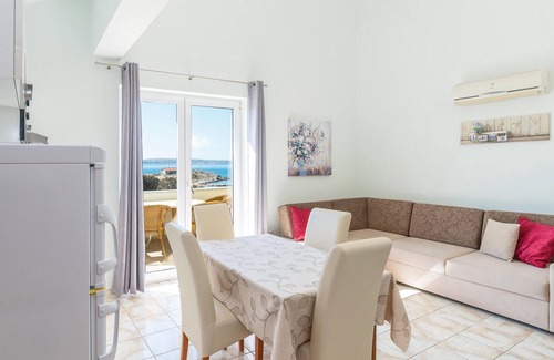 Povljana Apartment | Nice apartment in Povljana