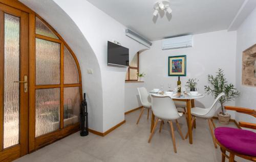 Punat Apartment | Nice Apartment In Punat