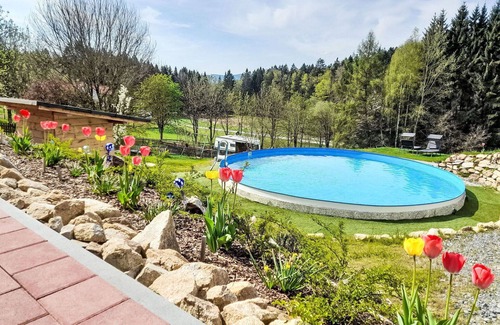 Eppenschlag House | Nice apartment in villa for 4 people with WIFI, pool, TV, patio and parking