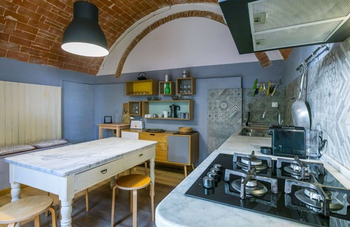 Lorenzana Villa | Nice apartment in villa for 4 guests with WIFI, pool, pets allowed and parking