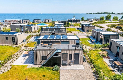 Enkhuizen House | Nice apartment in villa for 4 guests with WIFI, TV and terrace