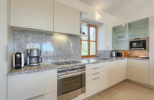 Bibali House | Nice apartment in villa for 5 guests with pool, A/C, WIFI, TV, terrace and parking