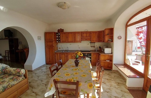 Fiaiano Apartment | Nice apartment for 9 guests with A/C, WIFI, TV, terrace and parking