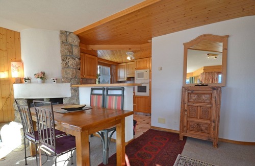 Verbier Apartment | Nice apartment next to a bus stop, 4 minutes walk from the center and all amenities, in a quiet area