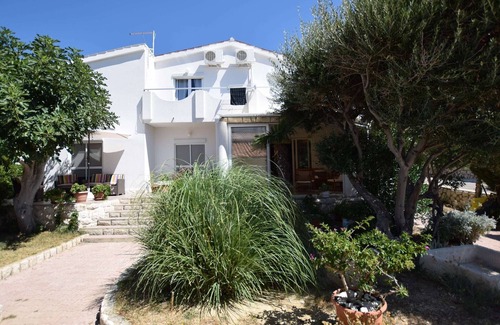 Pag Apartment | Nice apartment with balcony and sea view